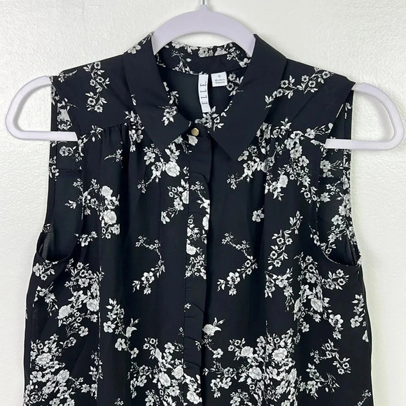 Elle Women’s Small Sleeveless Floral Print Hidden Button Up Closure Blouse - Picture 4 of 9